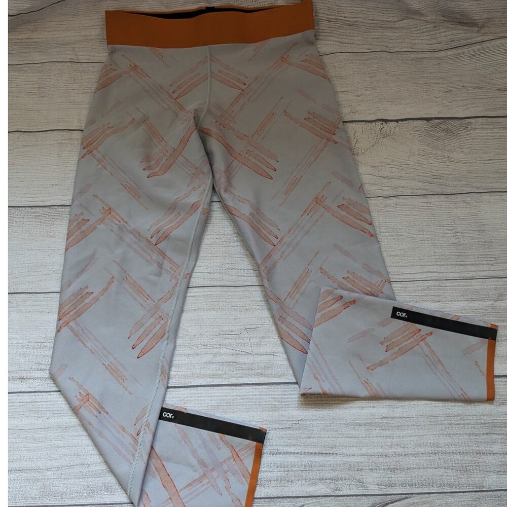 Ultracor Cor Luxury High Waisted Leggings NWOT gray M